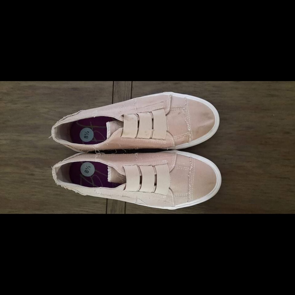 Blowfish sneakers